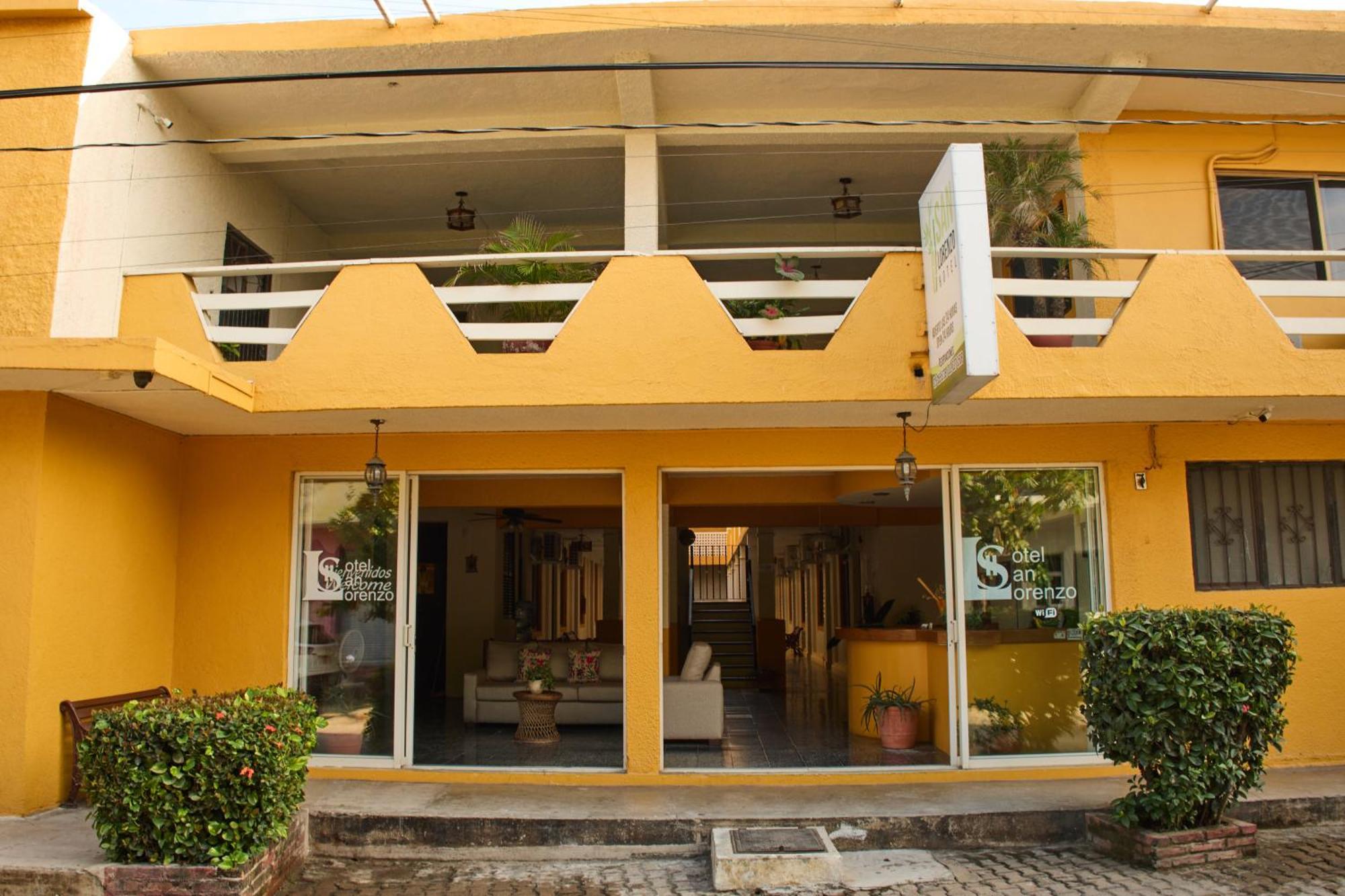 Hotel San Lorenzo Barra de Navidad Exterior foto